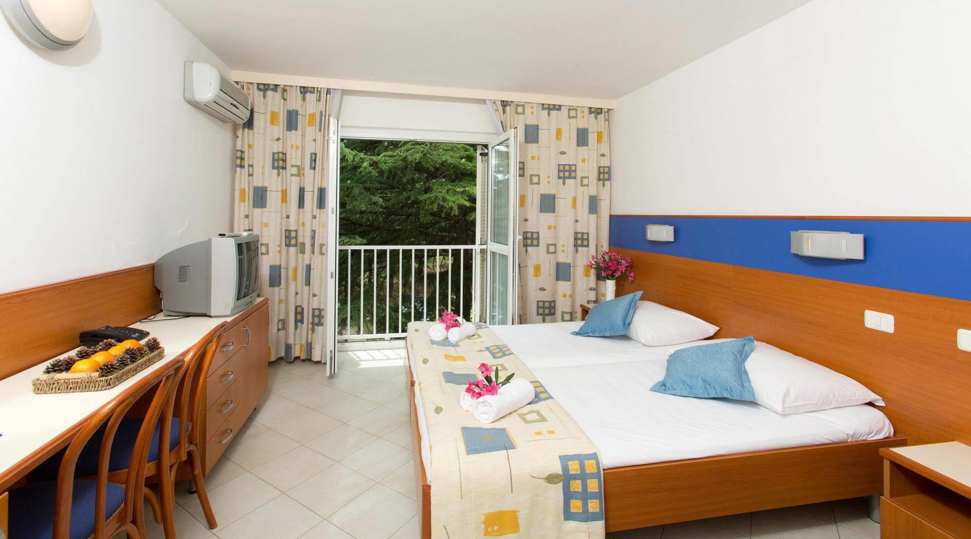 Bor Annex Hotel Ankaran Kültér fotó